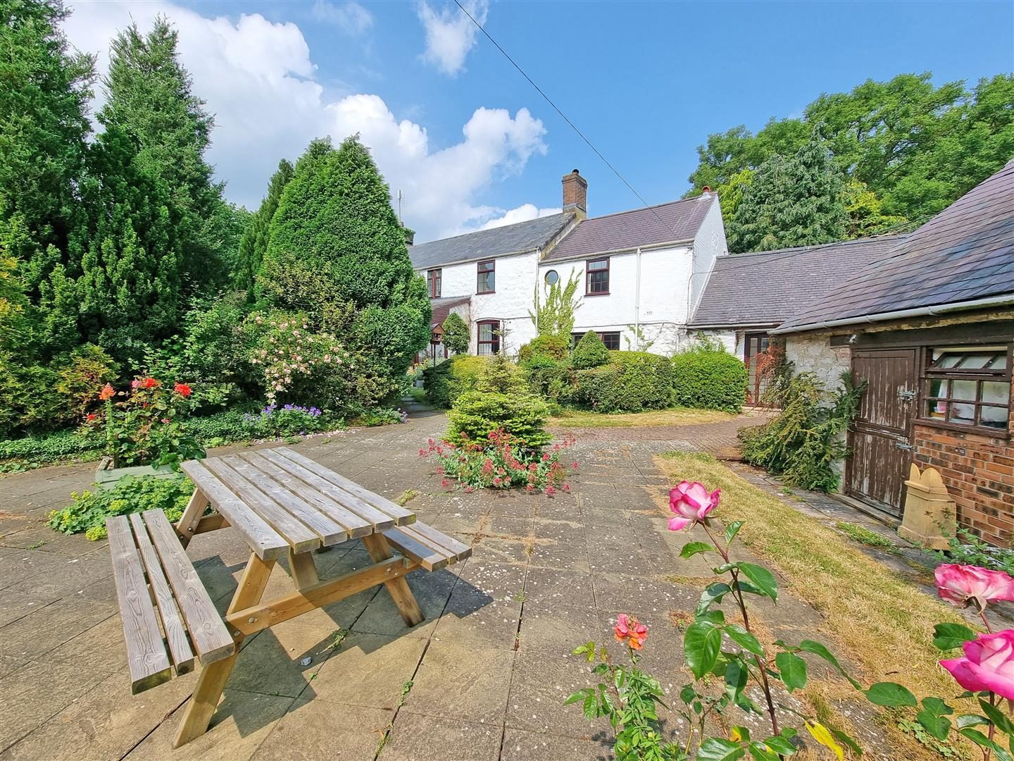 Pen-Y-Bryn Farm & Holiday cottages, Betws Yn Rhos, Abergele, LL22