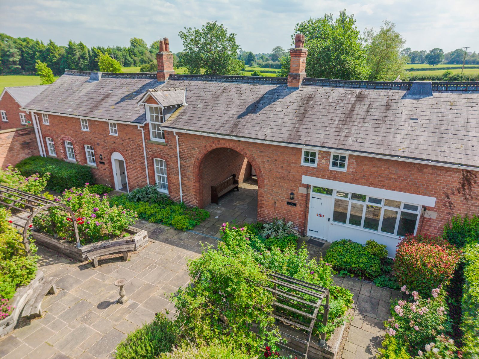 The Coach House, 1 & 2 Jukes Cottages and Land (about 8.6 acres), Audlem