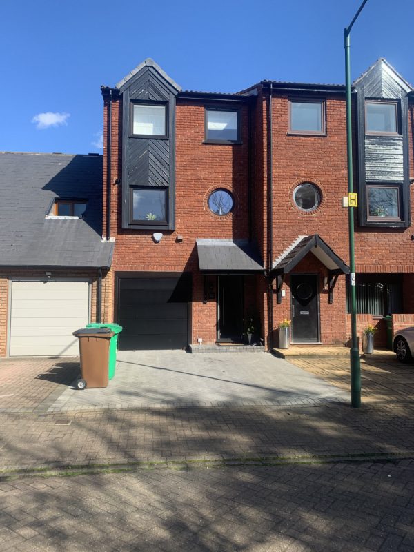 Parking on Quayside Close, NG2