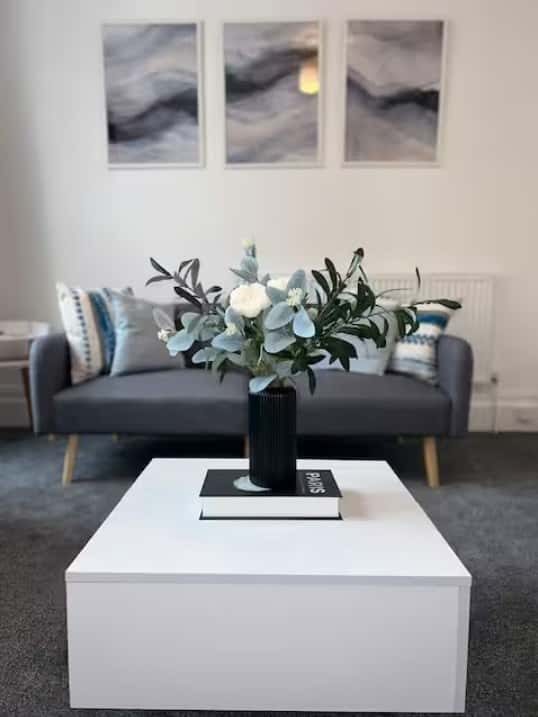 The View Central Quayside Serviced Apartment • 11-2 Spa Road