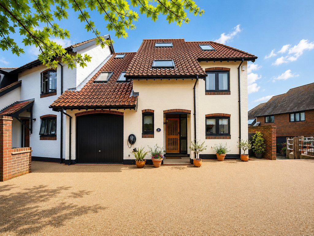 Velsheda Court, Hythe Marina Village