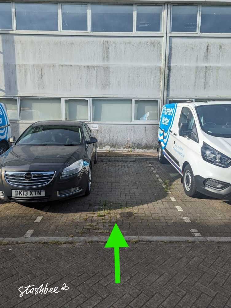 Parking Space to Rent in Ashford, TW15