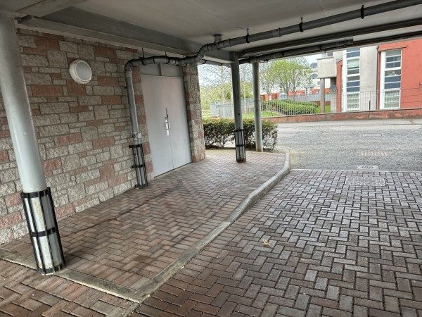 Parking on Ashgrove Rd, AB25