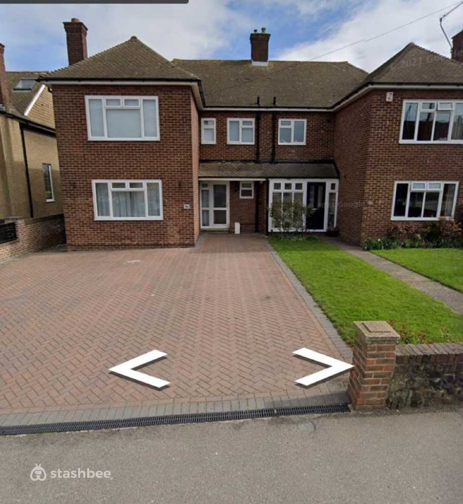 Parking Space to Rent in Gravesend, DA12