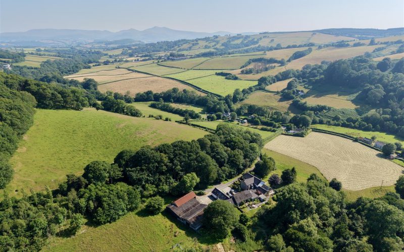 Period smallholding in Brecon