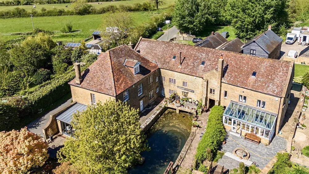 Grade II listed equestrian in Kingsbury Episcopi