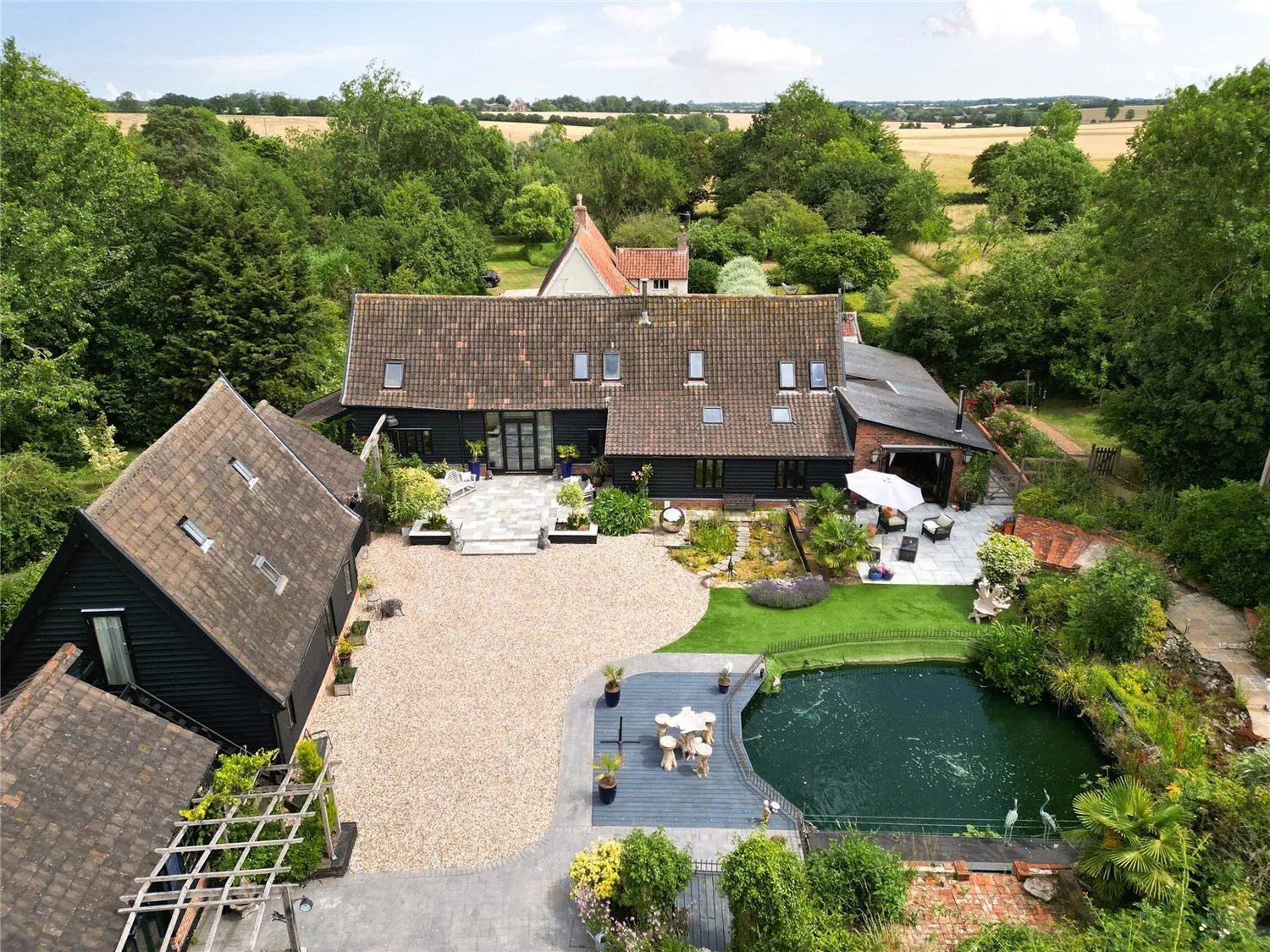 Stowmarket: barn conversion with outbuildings