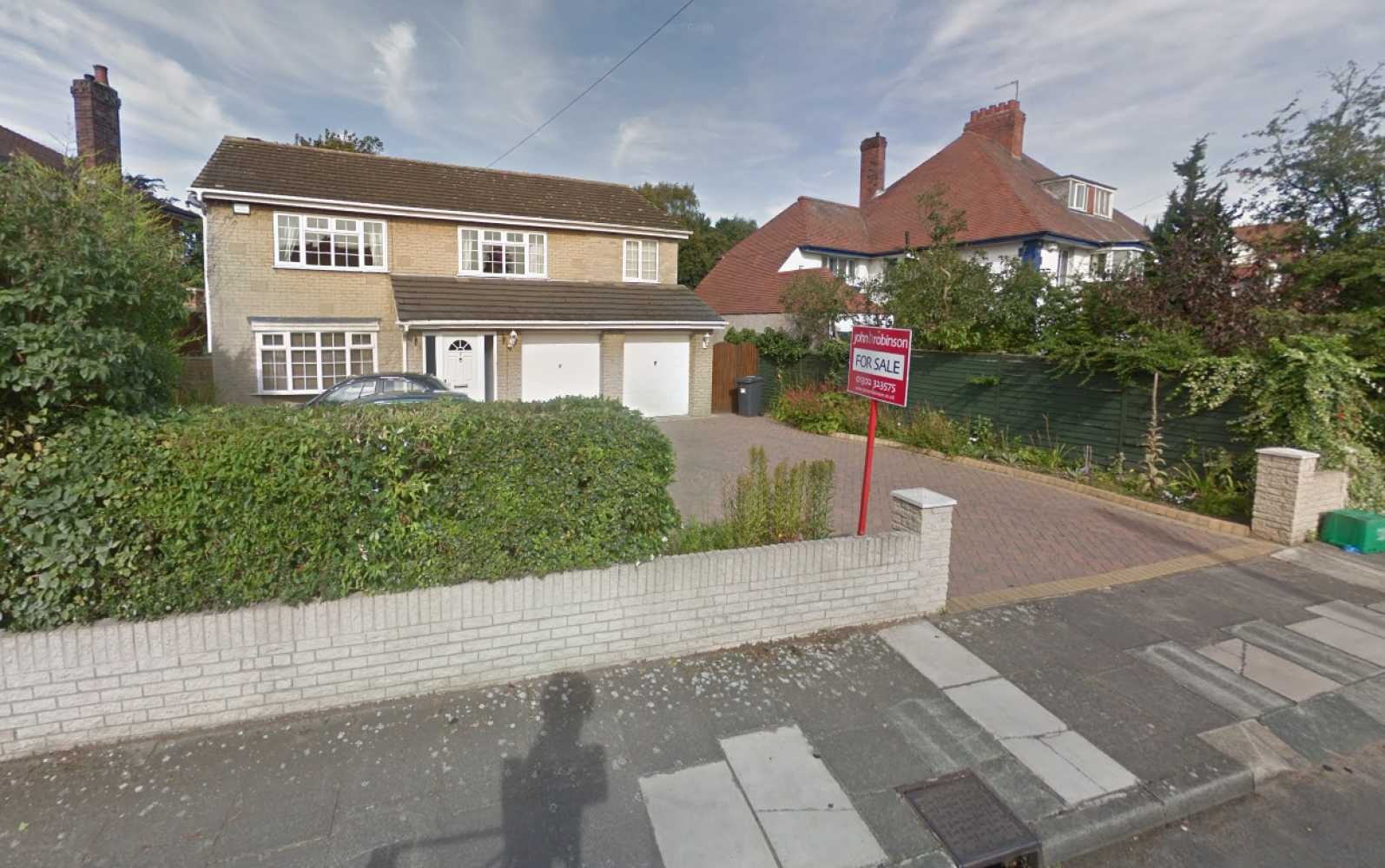 Parking Space to Rent in Doncaster, DN4
