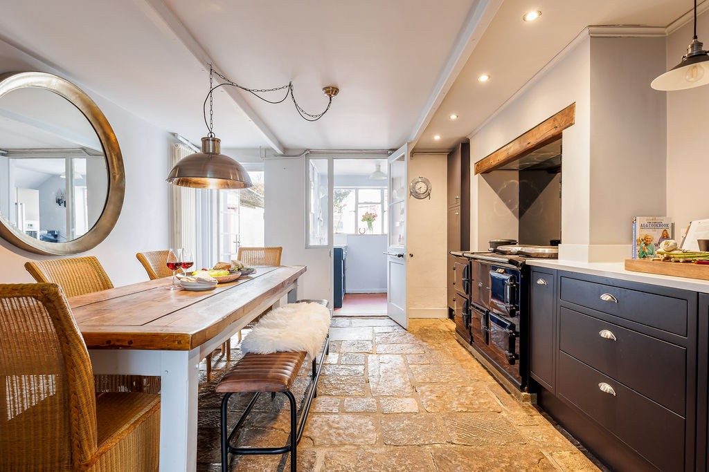 7 Captains Row, Lymington