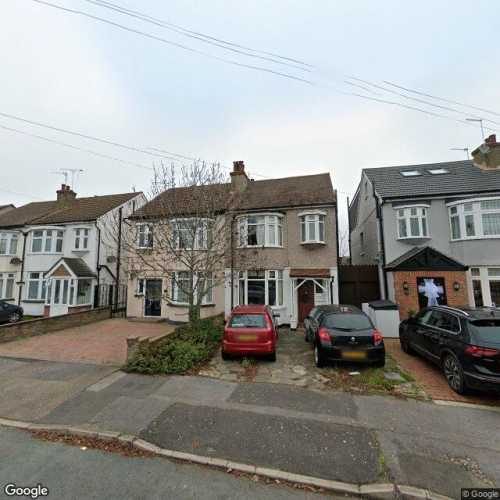Parking Space to Rent in Hornchurch, RM11