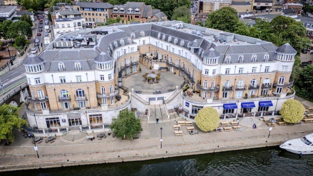 Clarence Street, Clarence Street, Staines-Upon-Thames,TW18