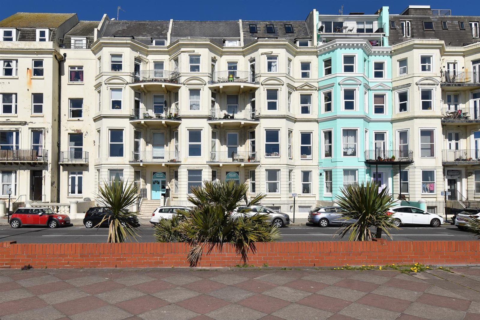 Period waterfront apartment, St. Leonards-On-Sea