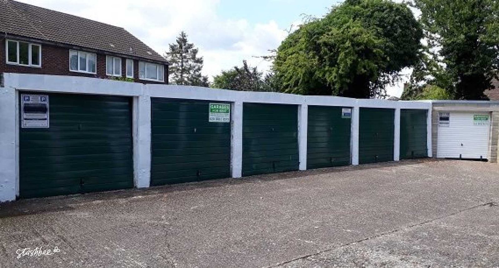 Lock-up Garage to Rent at Oakwell Close, LU6 2AW