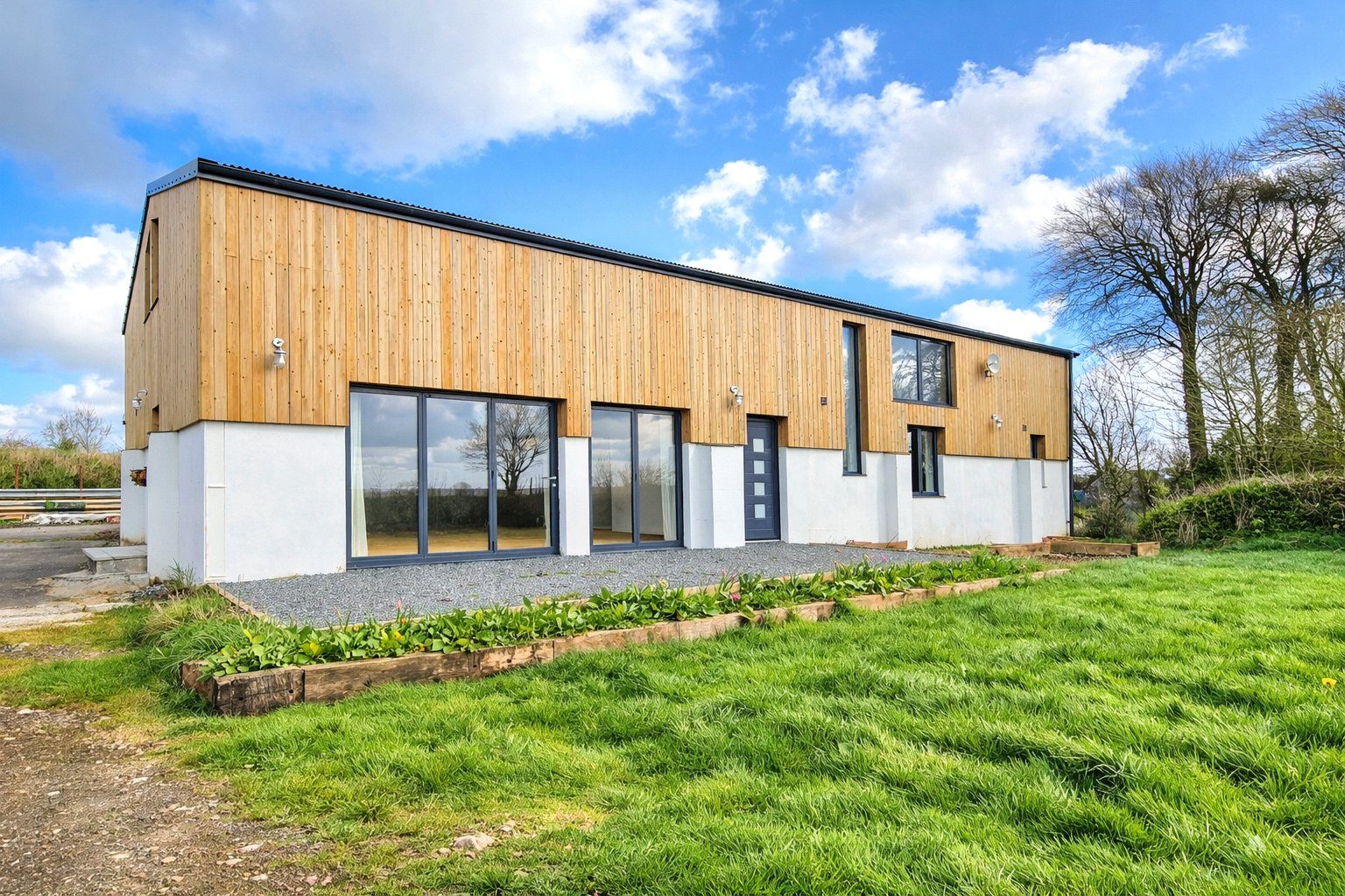 Holsworthy: chain free barn conversion