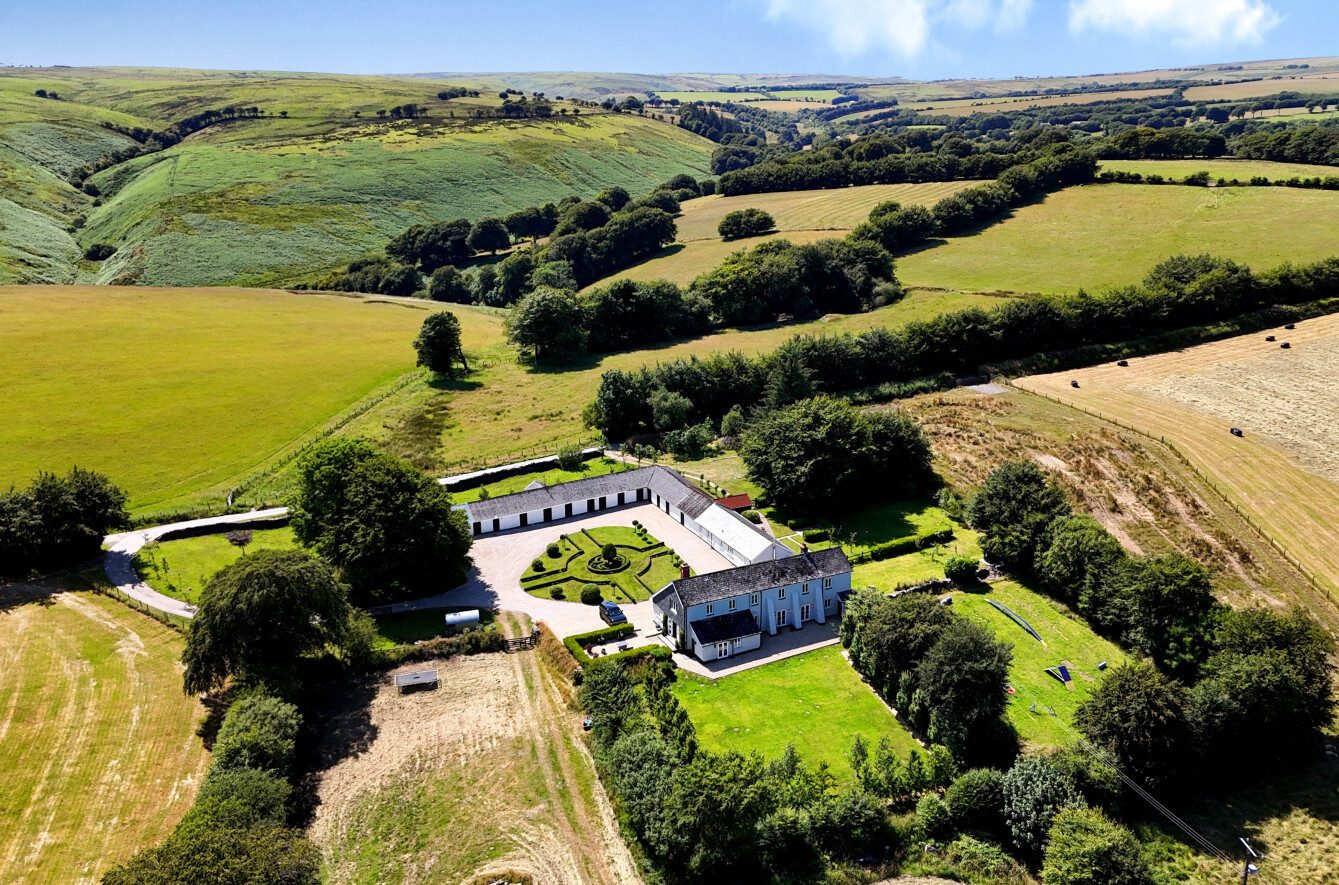 Minehead: farmhouse with outbuildings