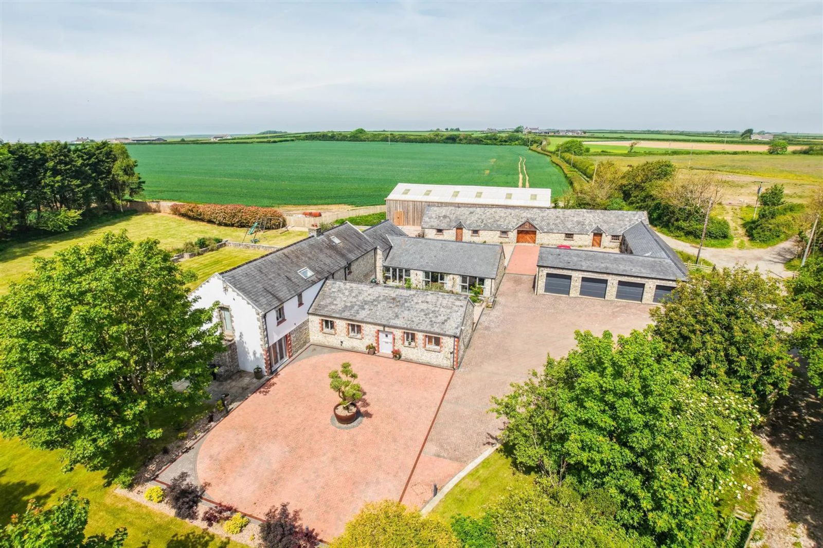 Barn conversion with a pool in Nr L