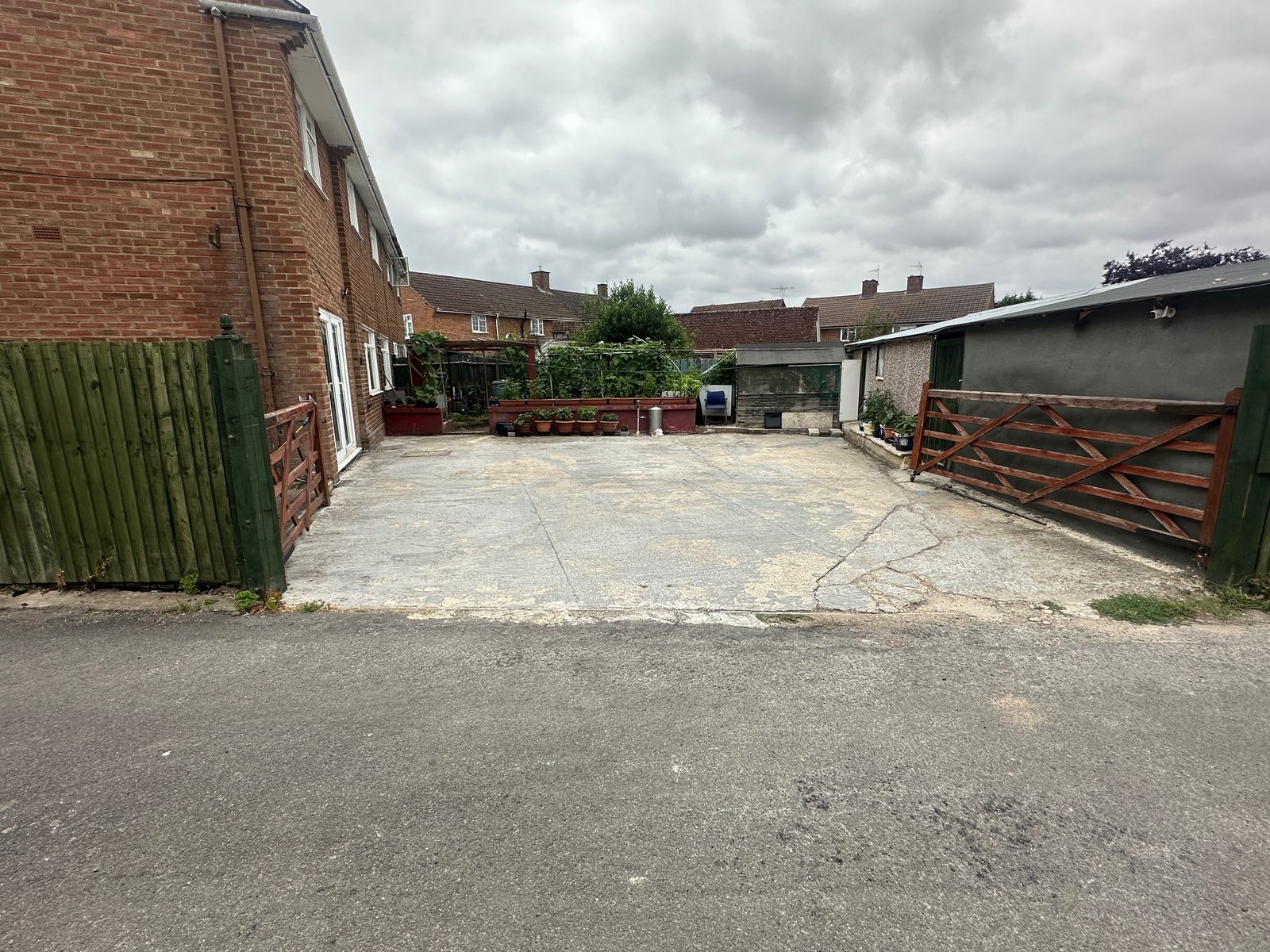 Driveway on Maitland Road