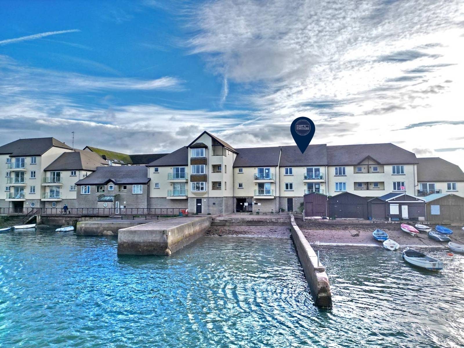 Strand, Morgans Quay, TQ14 - 1