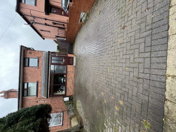 Parking on Parkside Row, LS11