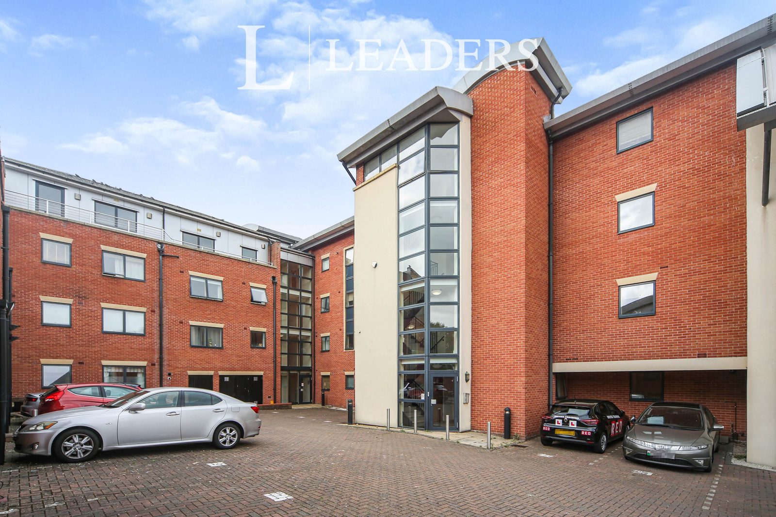St. Wulstans Court, Bath Road, Worcester, WR5