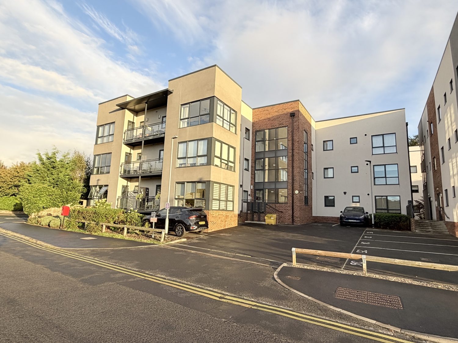Edmunds Vale, The Sands, Durham City, Dh1
