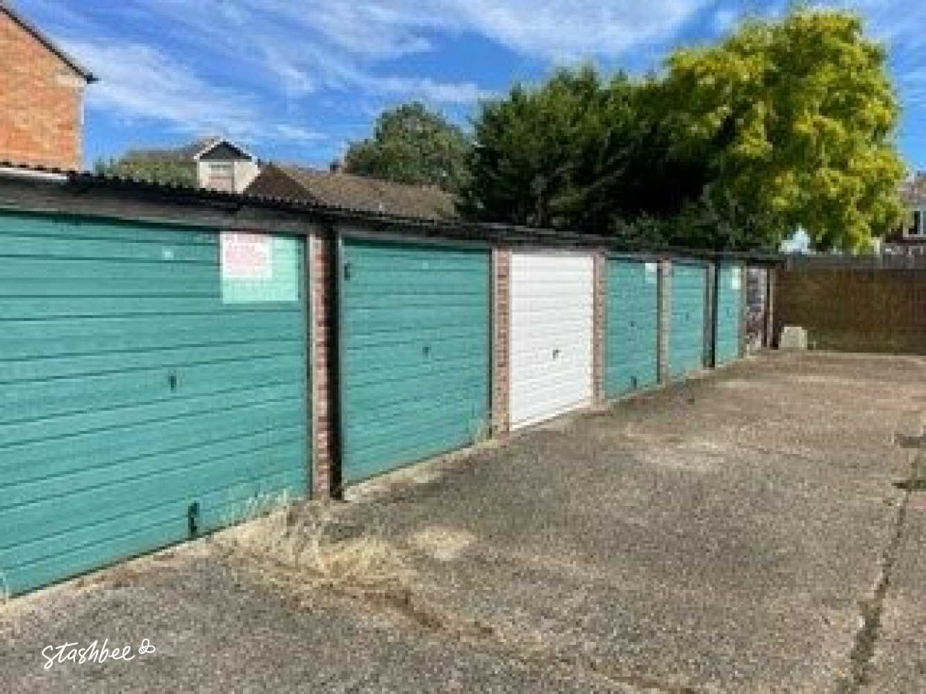 Lock-up Garage to Rent at Belmont Park Estate, TN24 9LS