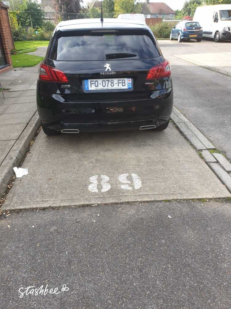 Parking Space to Rent in Wembley, HA0