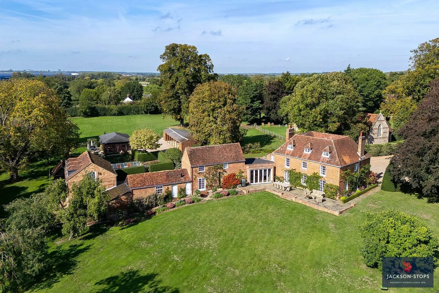 Grade II listed cottage, MILTON KEYNES