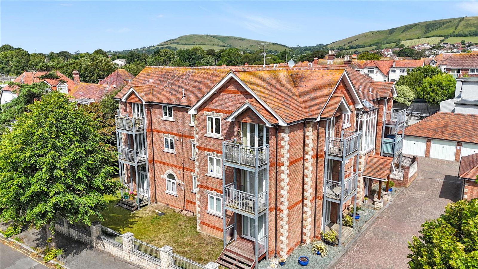6, Burlington Road, Swanage