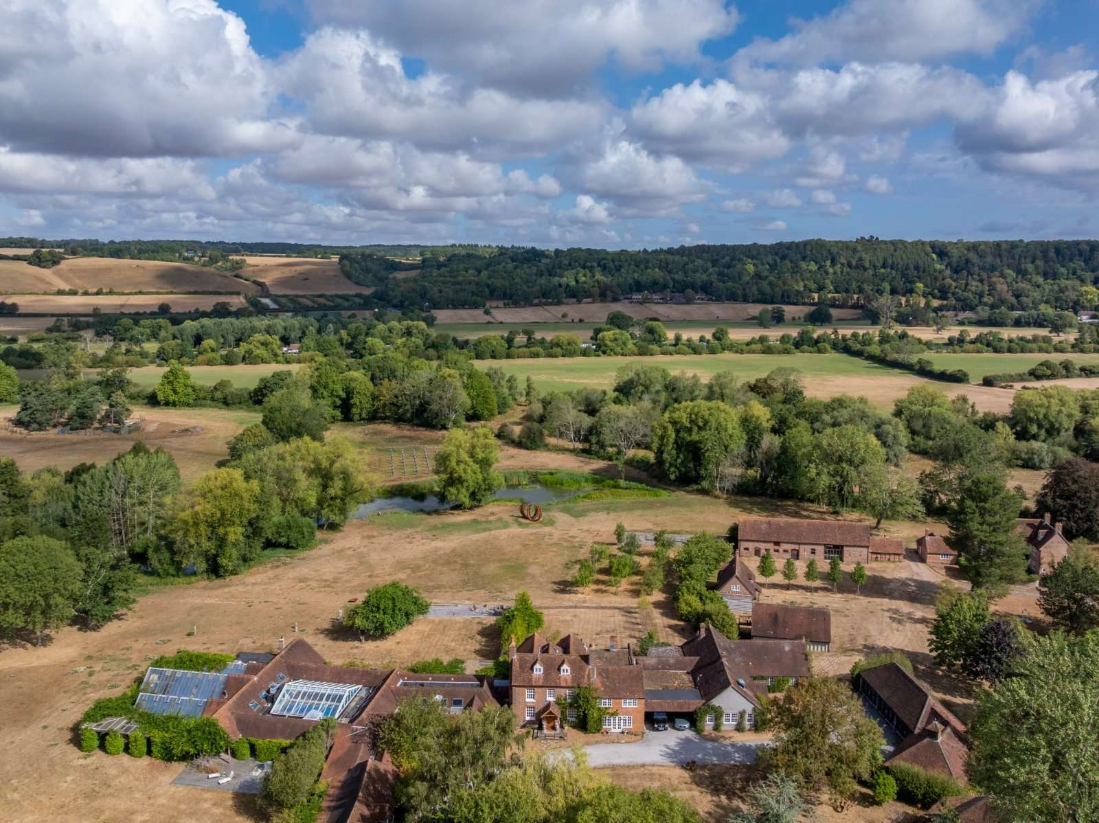 Reading: grade II listed farmhouse