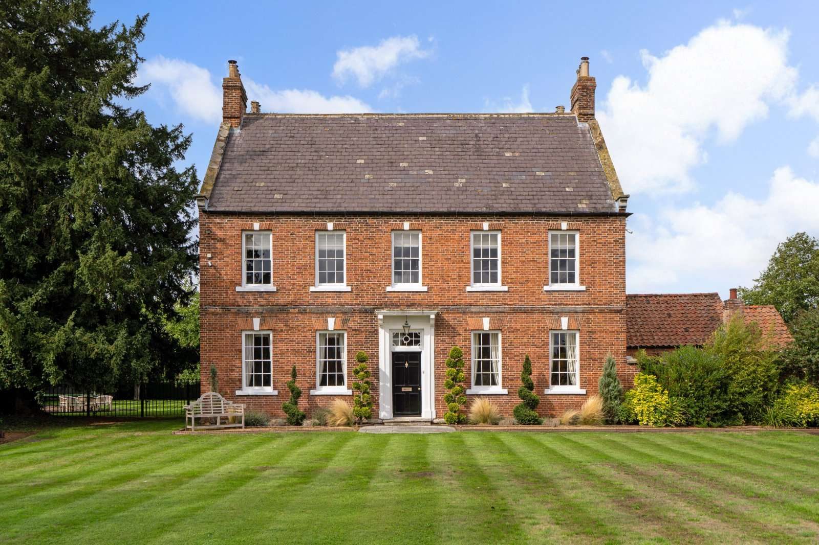 Retford: grade II listed smallholding