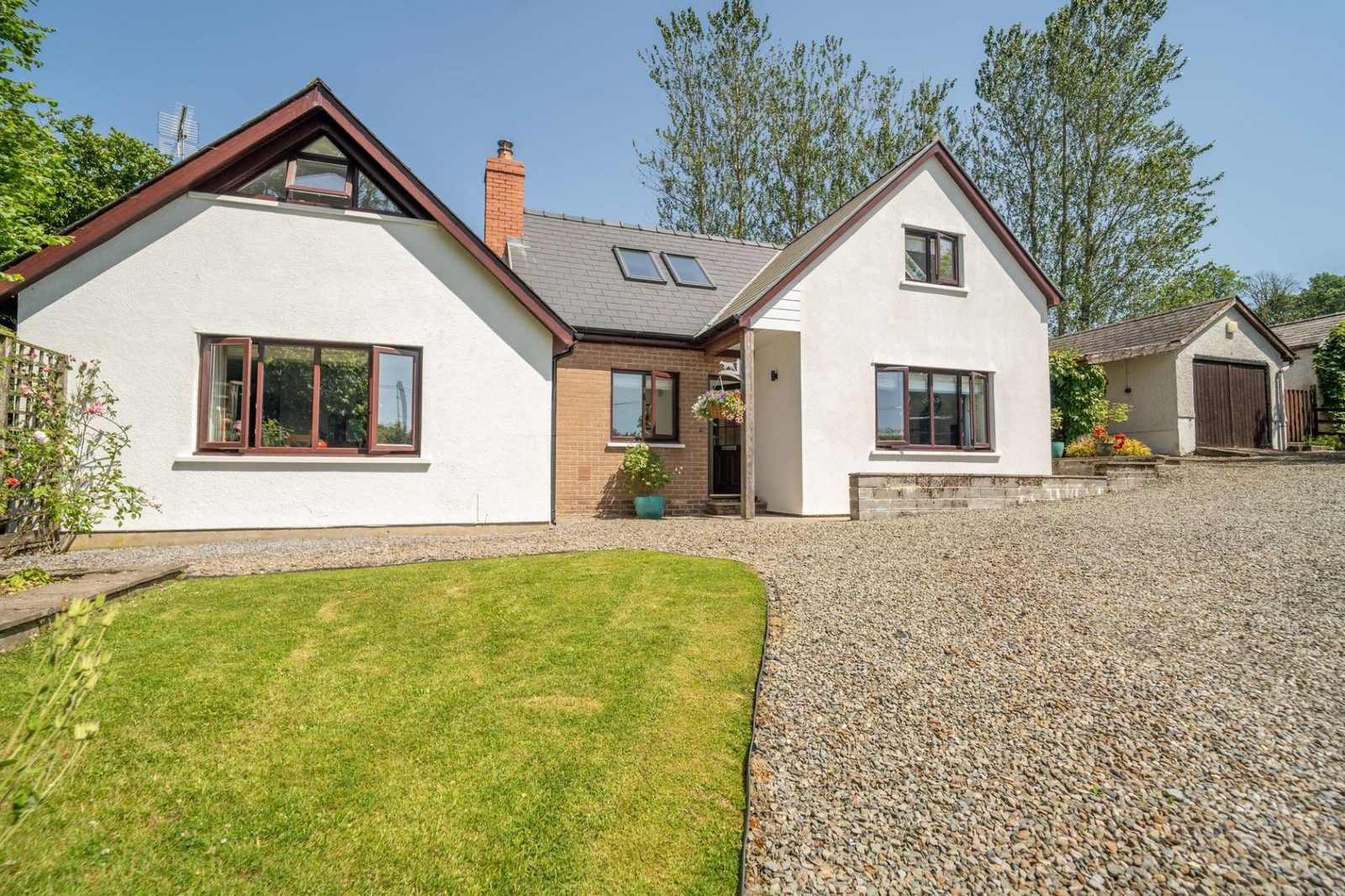 Detached House for sale with 3 bedrooms, Rhydowen, Llandysul