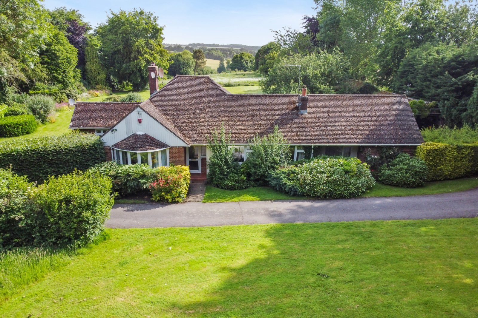 Harpenden Hertfordshire AL5 5DY Holly Lane