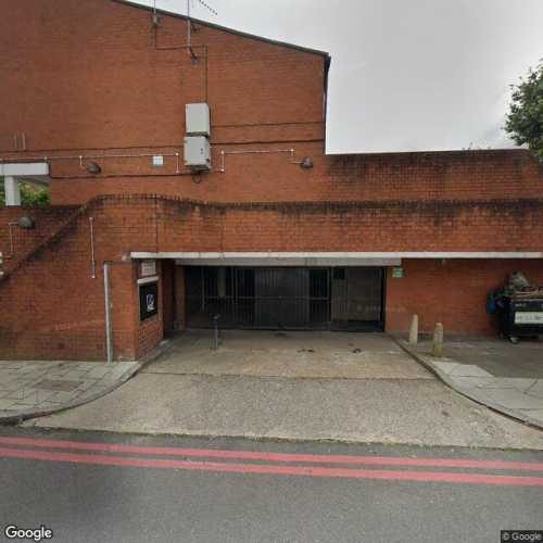 Garage to Rent in South East London, SE1