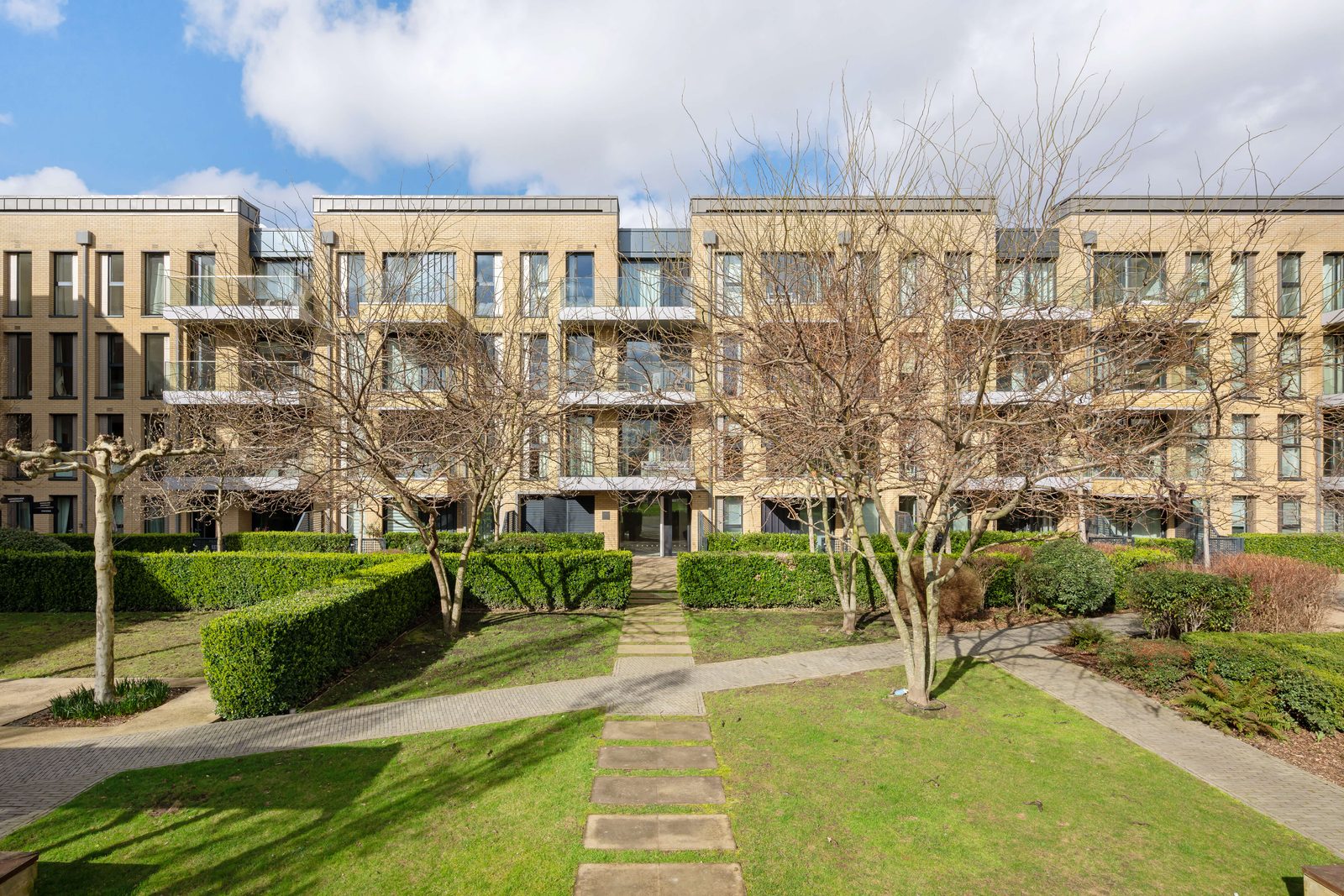 Ingrebourne Apartments, Fulham, SW6