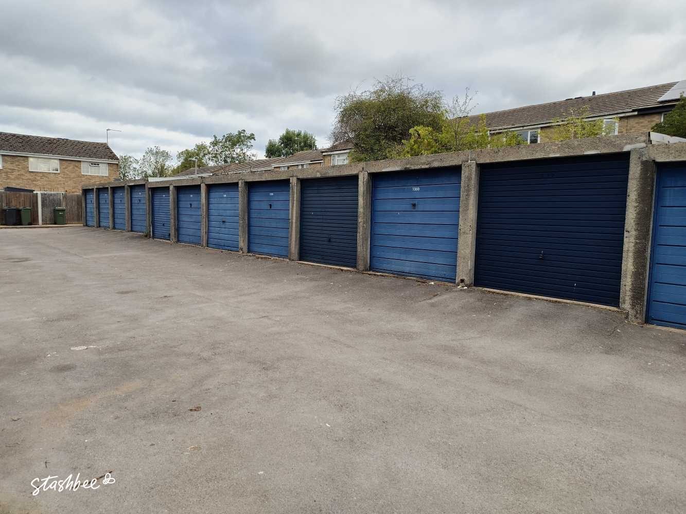 Lock-up Garage to Rent on Chestnut Walk, CM8 2PW