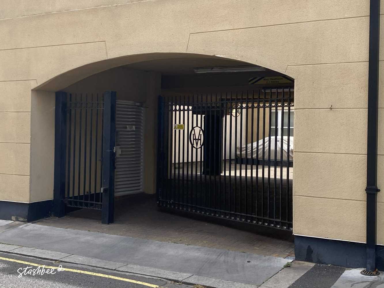 Parking Space to Rent in South West London, SW1P