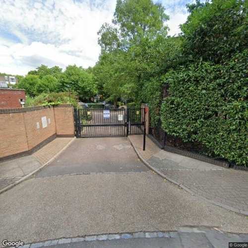 Parking Space to Rent in South West London, SW11