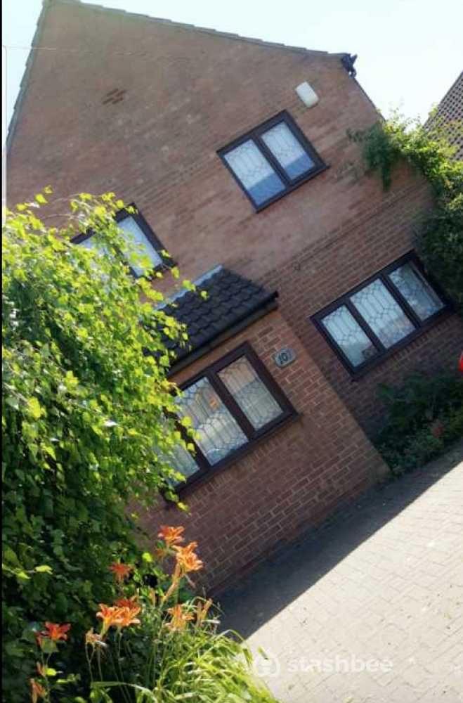 Parking Space to Rent in Romford, RM3
