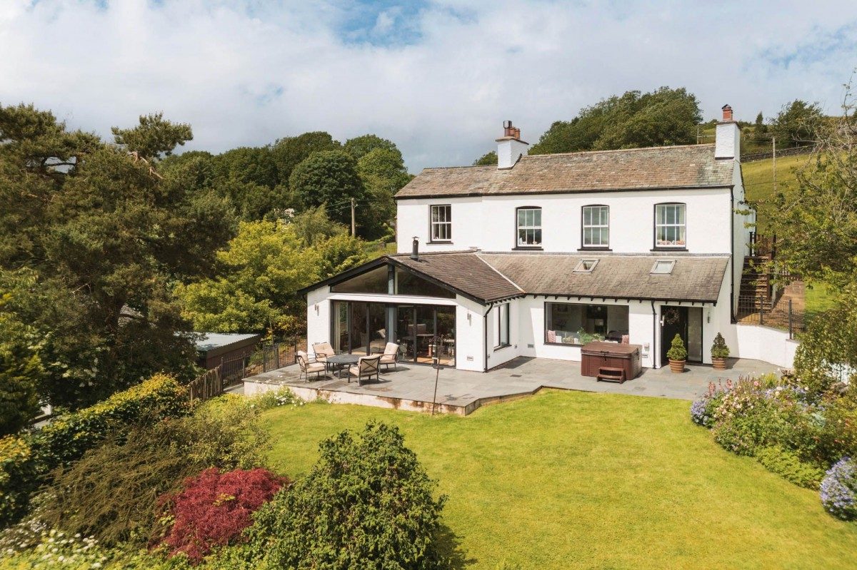 Farmhouse with an annexe, Kendal