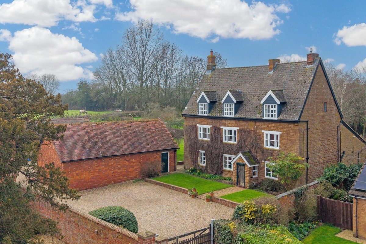 Detached House for sale with 6 bedrooms, Kings Lane, Yelvertoft