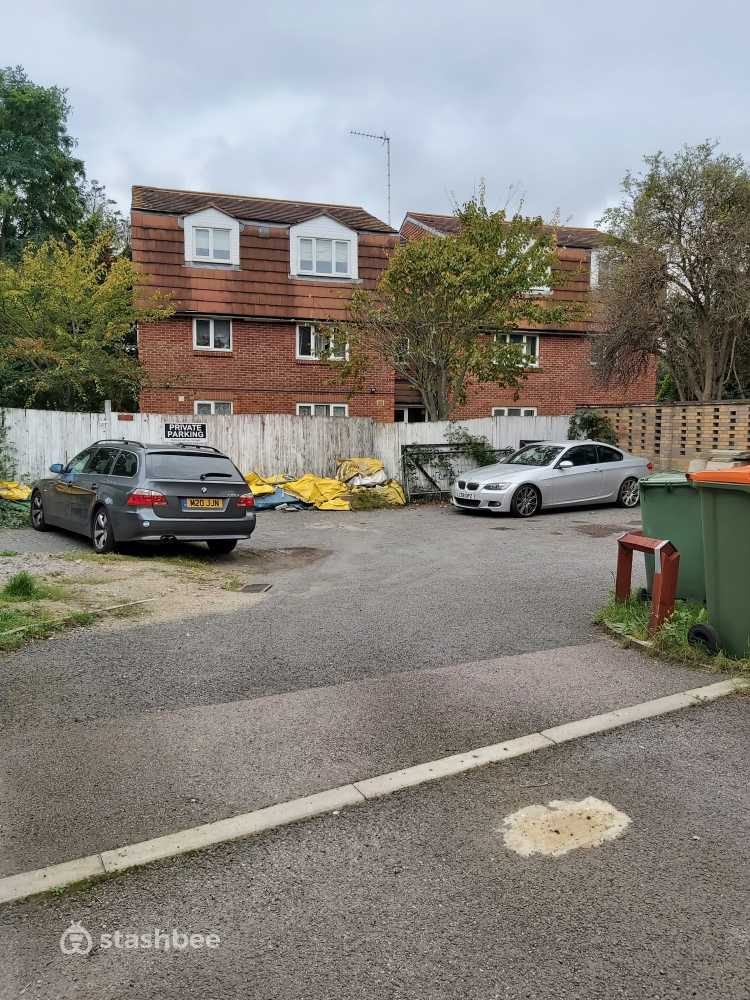Parking Space to Rent in East London, E16