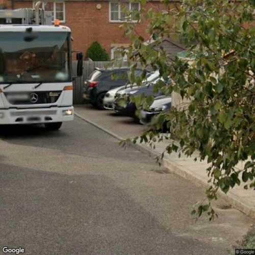 Parking Space to Rent in Romford, RM6