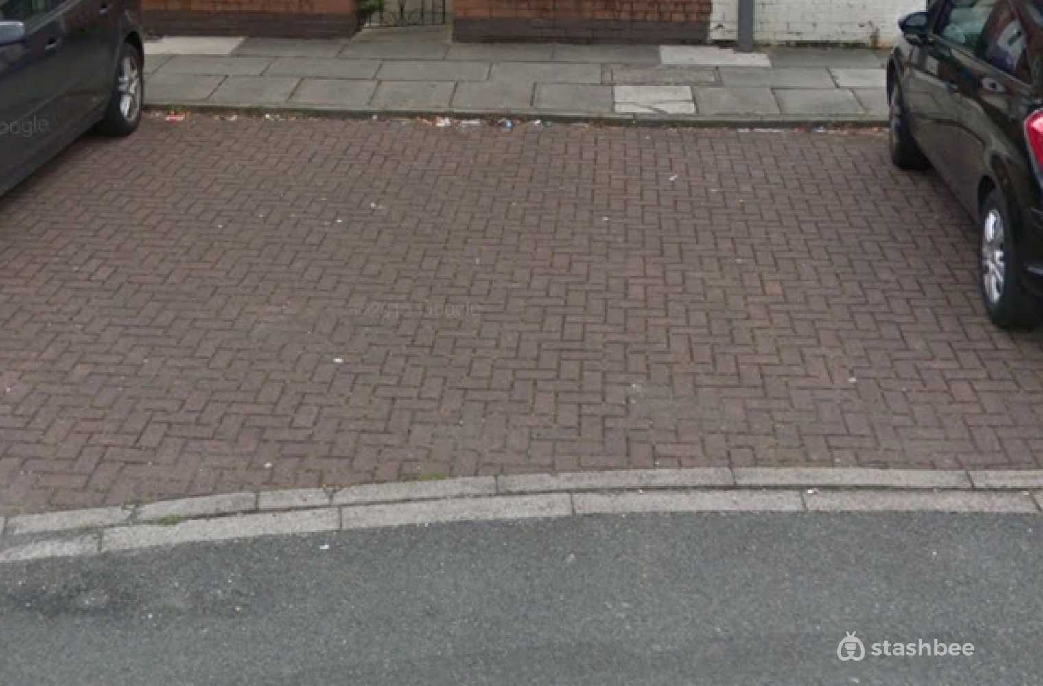 Parking Space to Rent in Liverpool, L24
