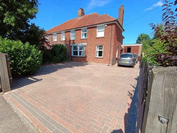 Parking on Cromer Rd, NR6