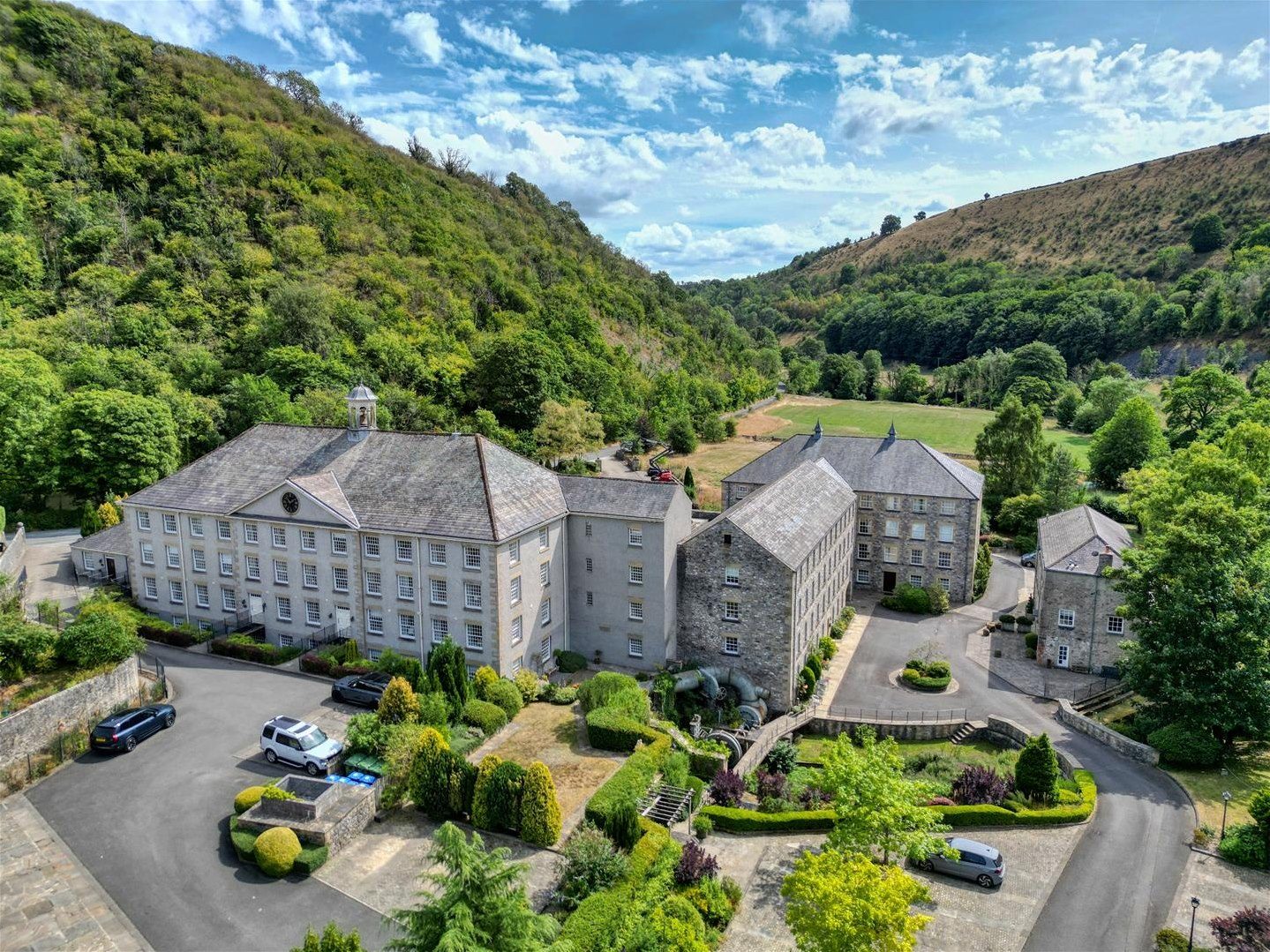 Grade II listed waterfront apartment in Buxton