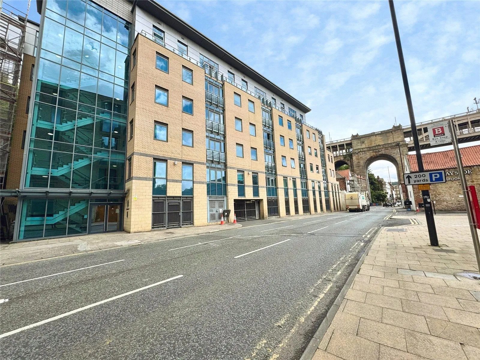 Merchants Quay, 46-54 Close