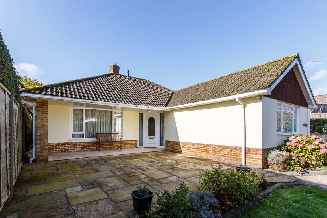 Period bungalow, Robeen