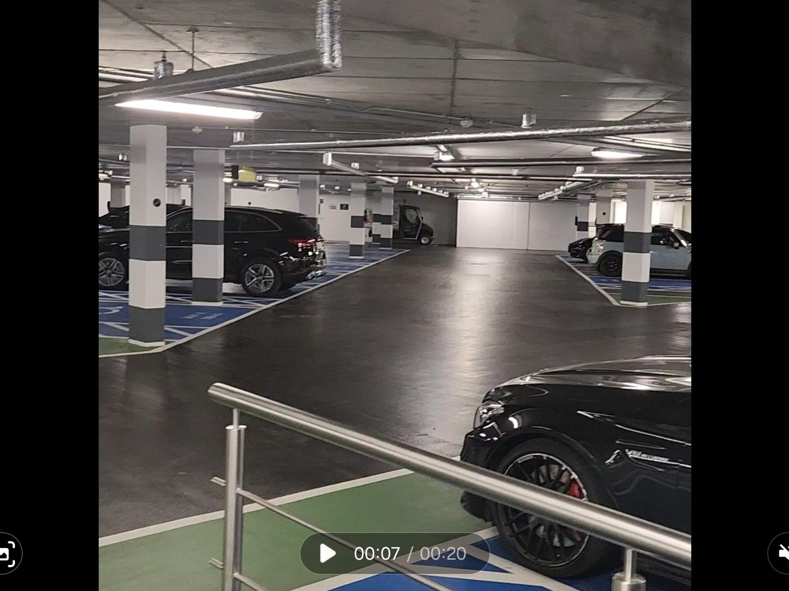 Car Park on Bollinder Place