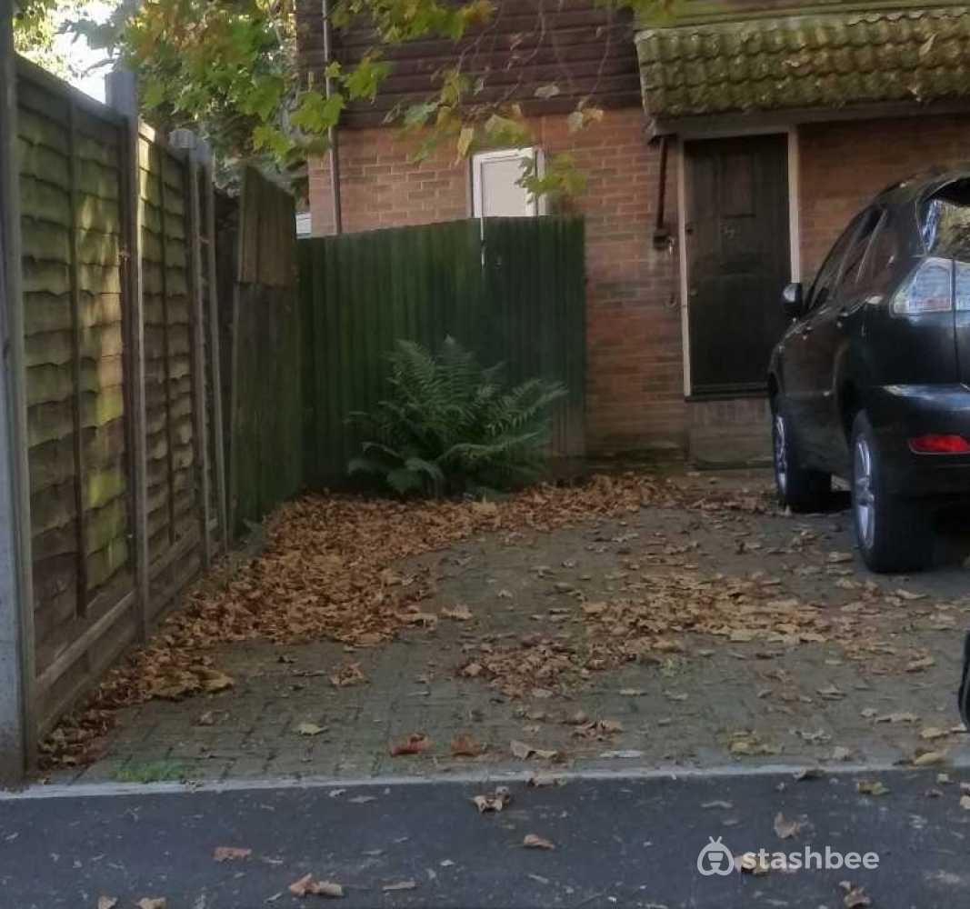 Parking Space to Rent in East London, E16